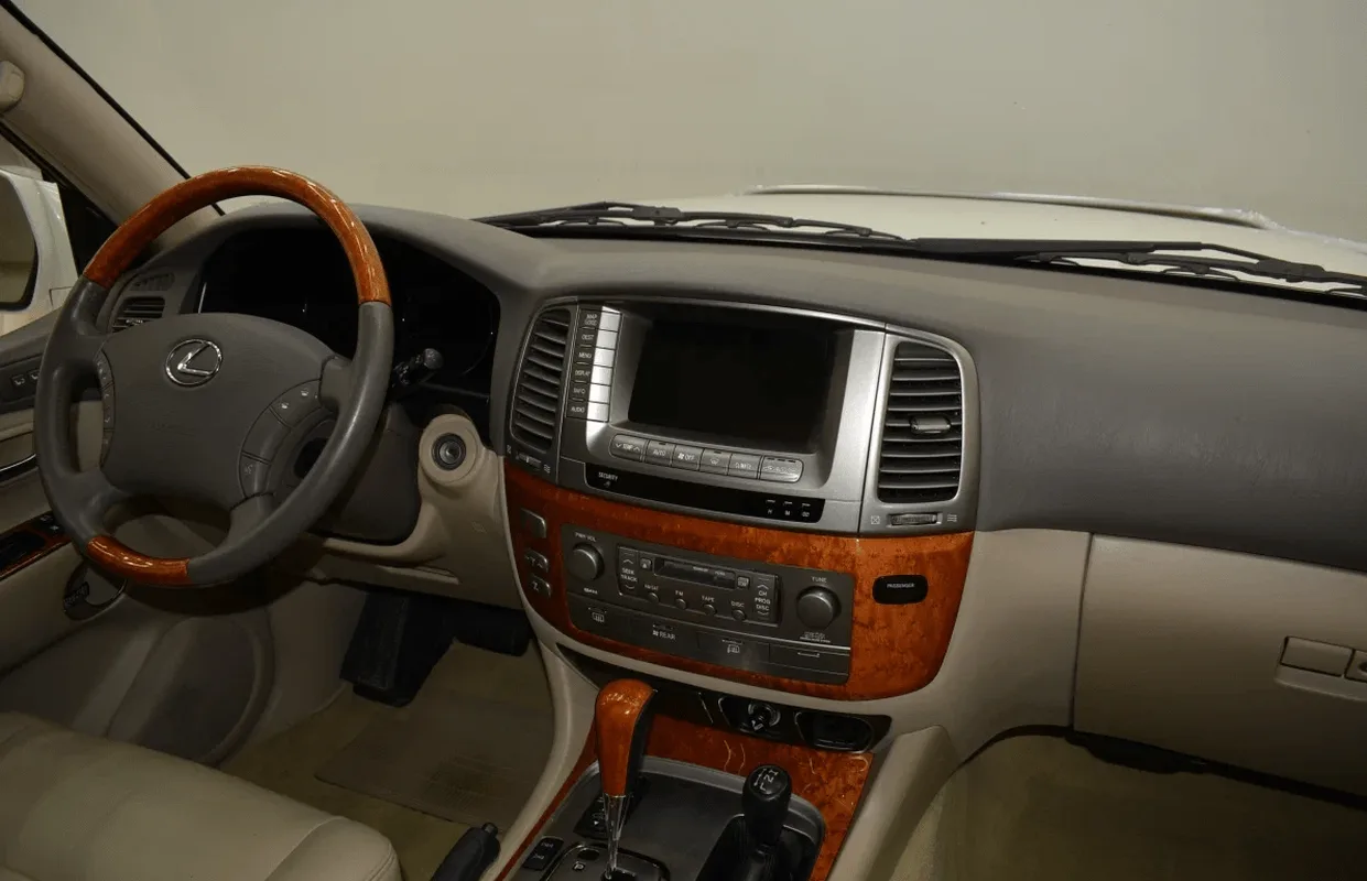 Lexus LX