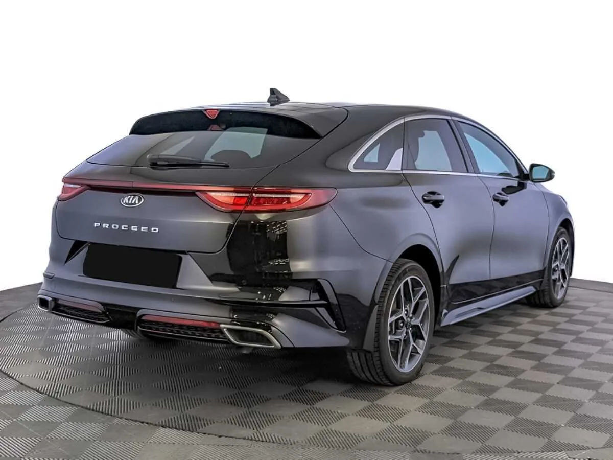 Kia Proceed