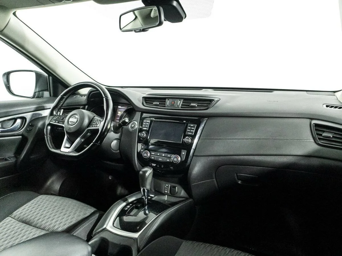 Nissan X Trail