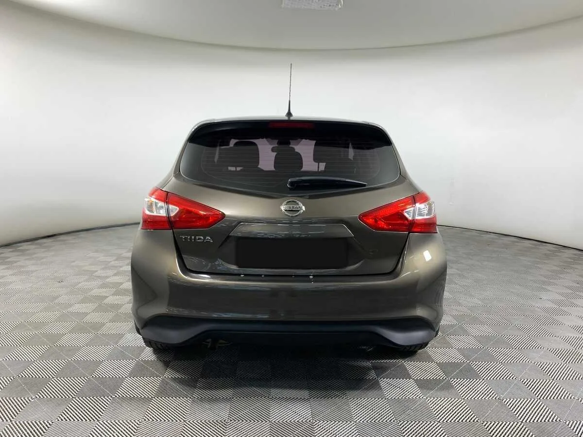 Nissan Tiida