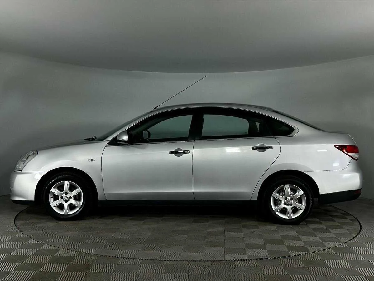 Nissan Almera