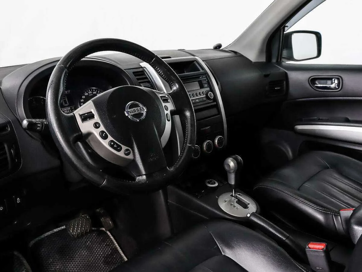 Nissan X Trail