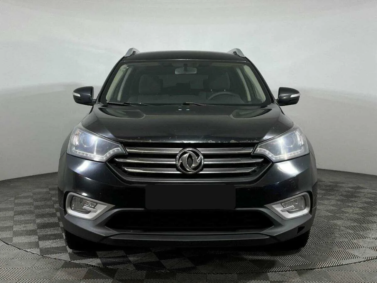 Dongfeng AX7