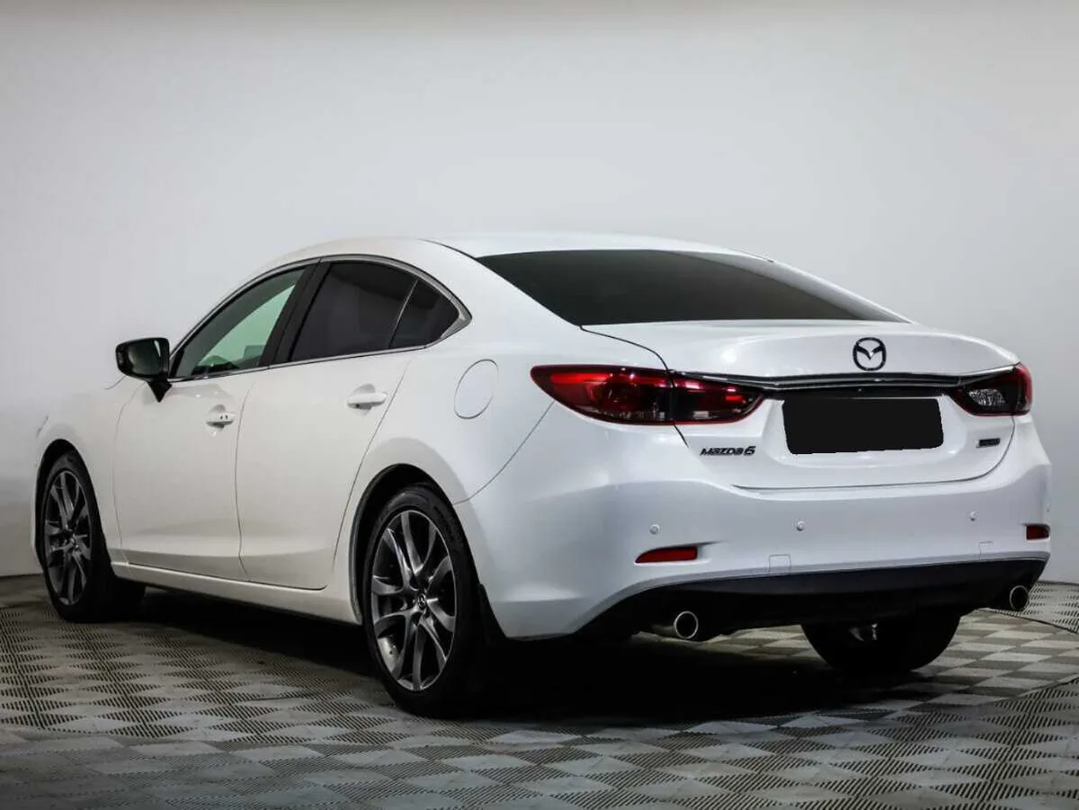 Mazda 6