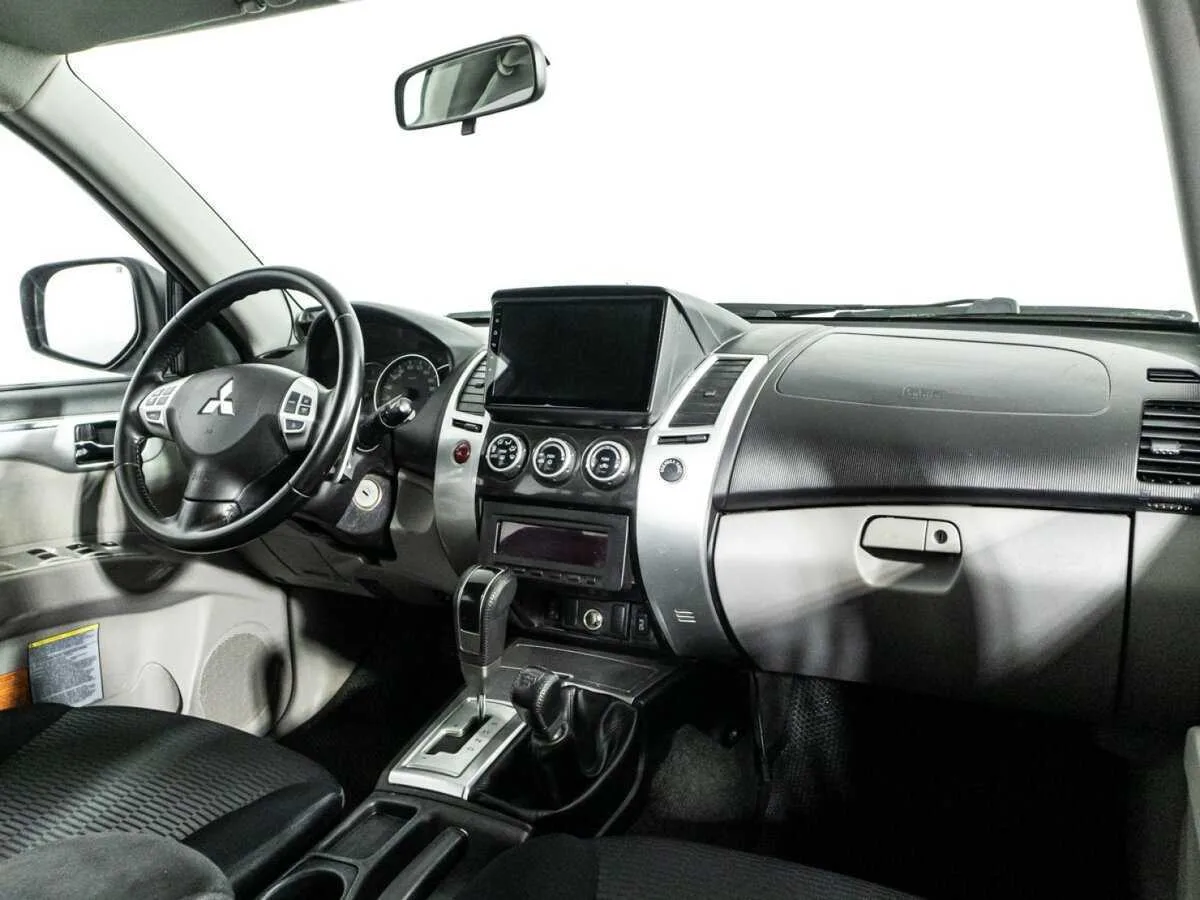Mitsubishi Pajero Sport