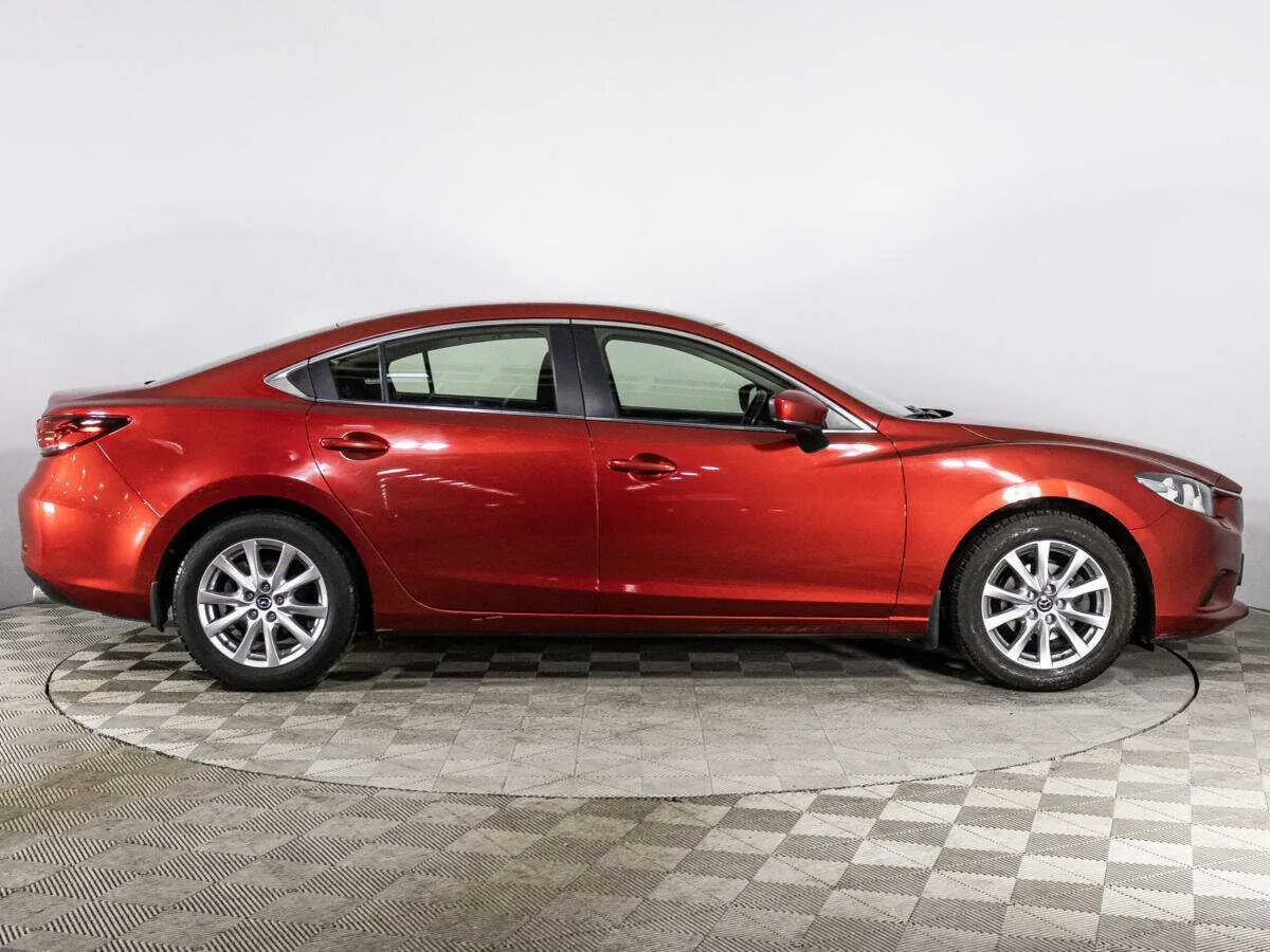 Mazda 6