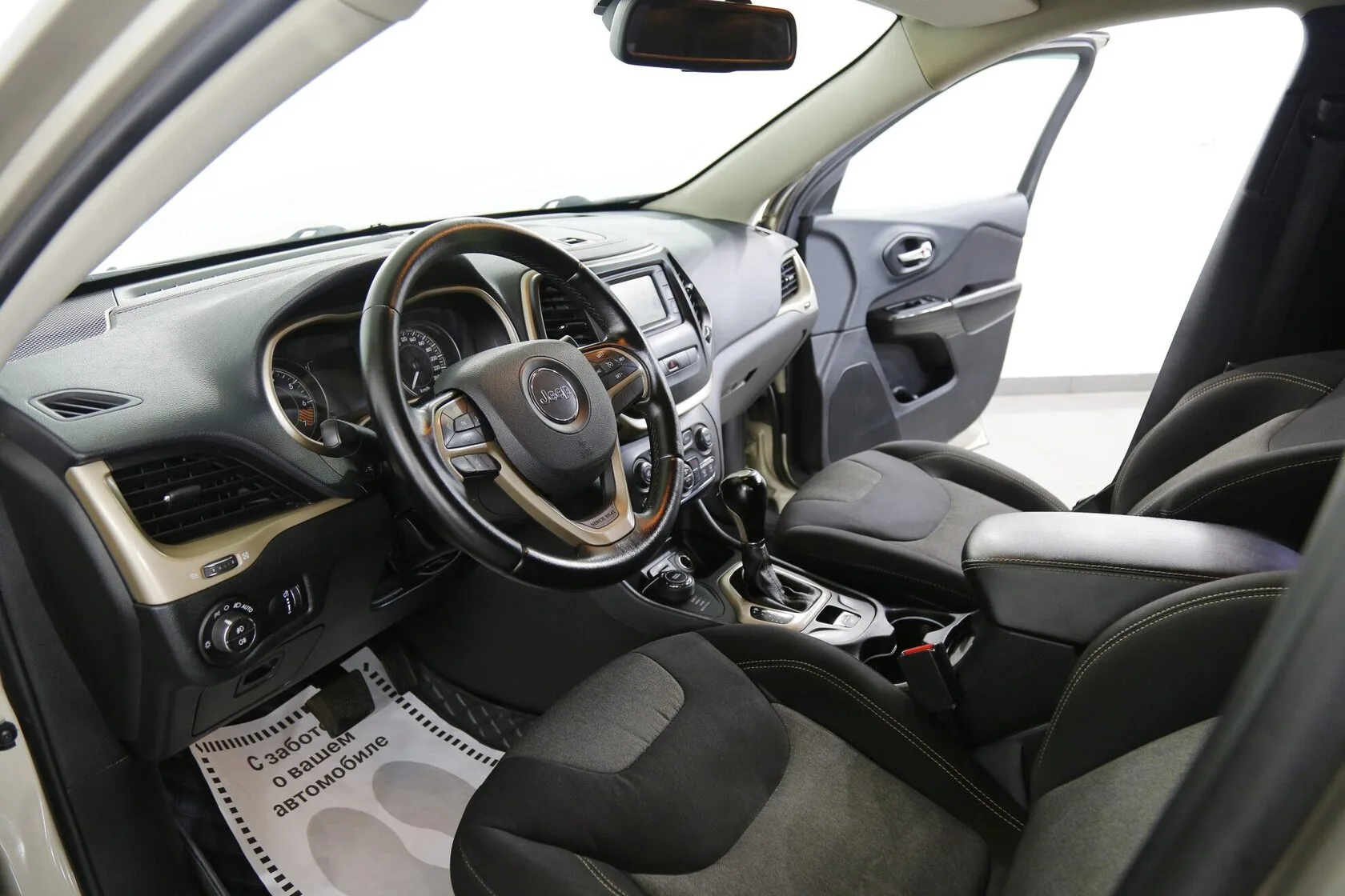 Jeep Cherokee