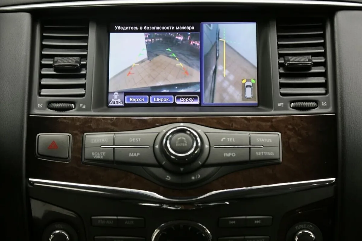 Infiniti QX56