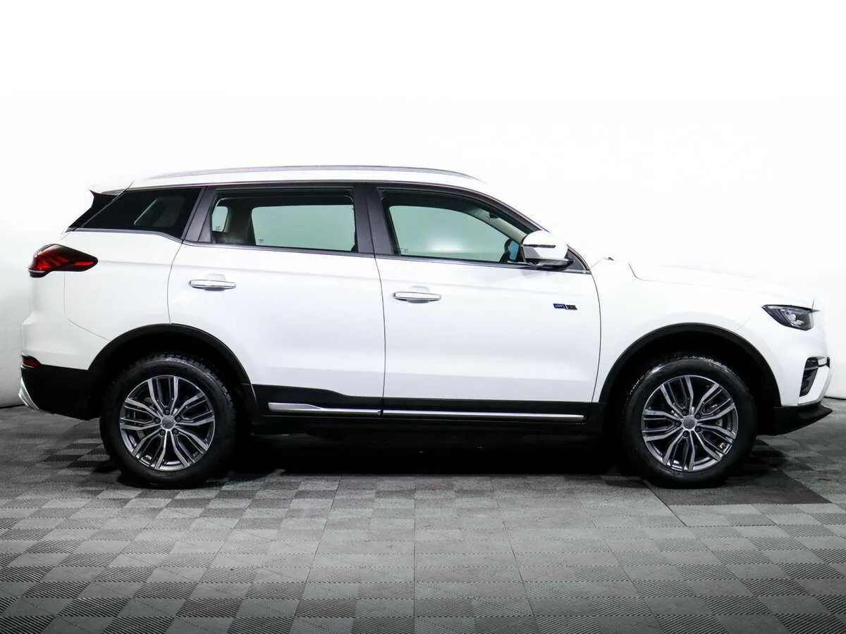 Geely Atlas Pro