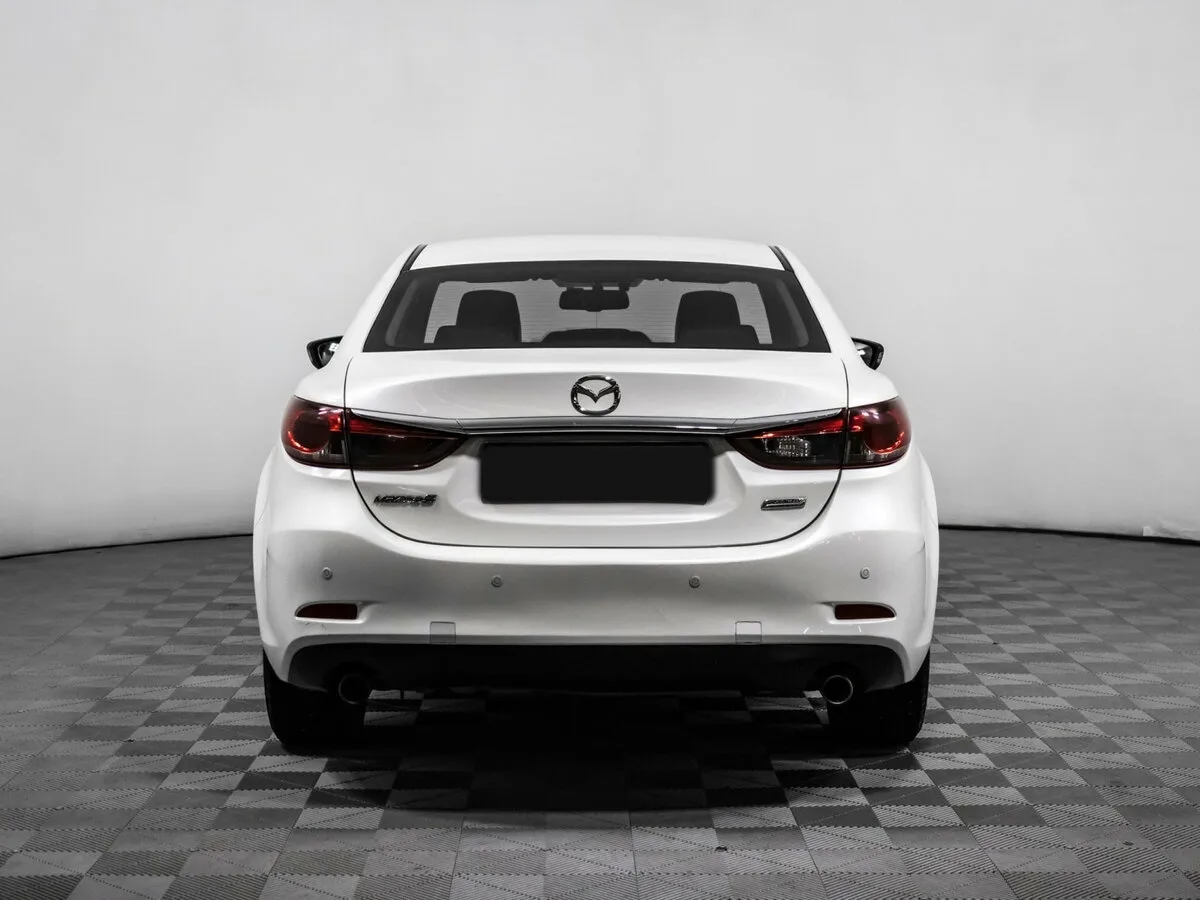 Mazda 6