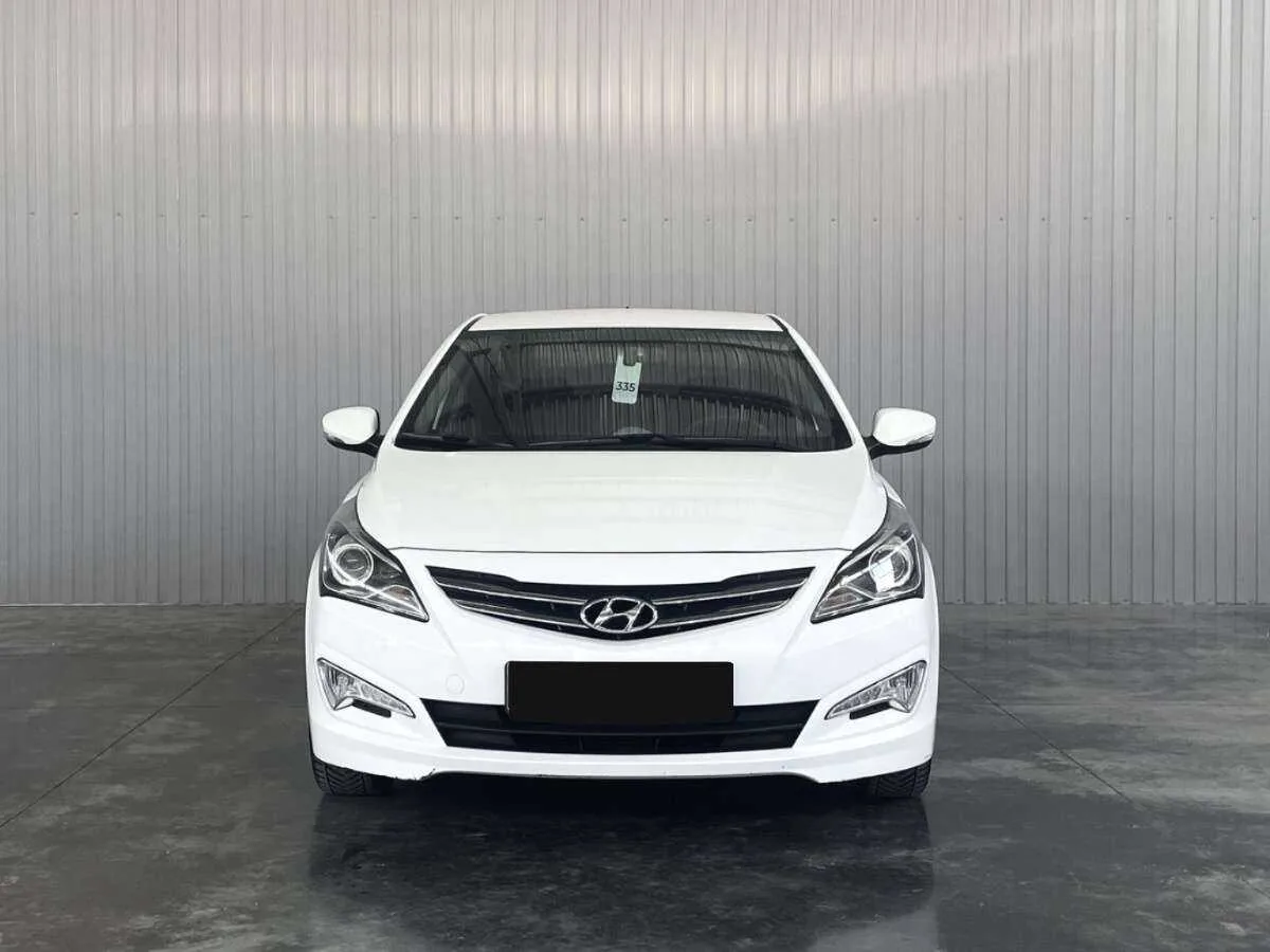 Hyundai Solaris