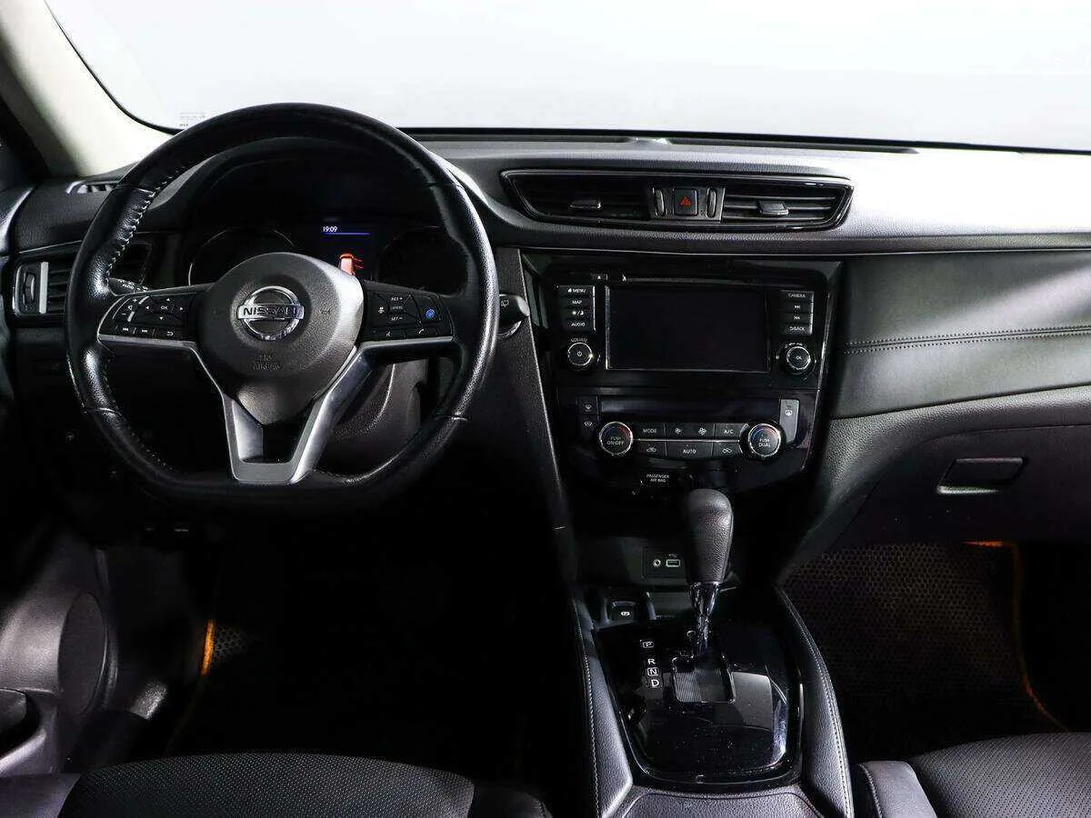 Nissan X Trail