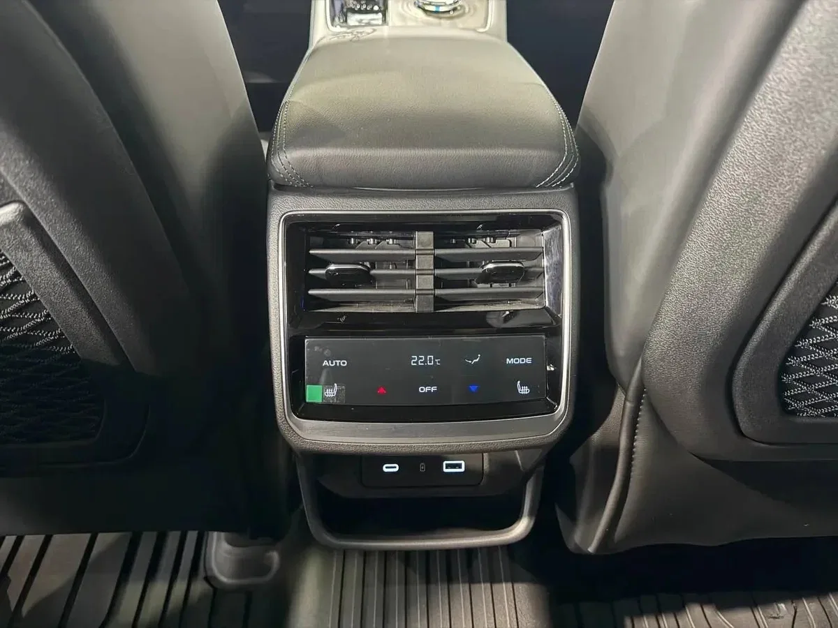 Geely Monjaro