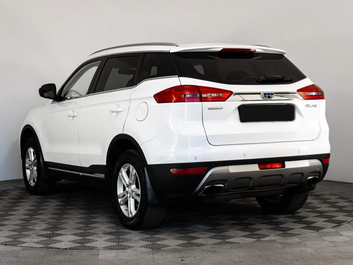 Geely Atlas