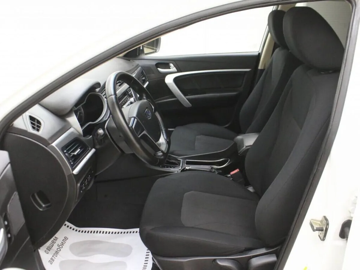 Geely Emgrand 7