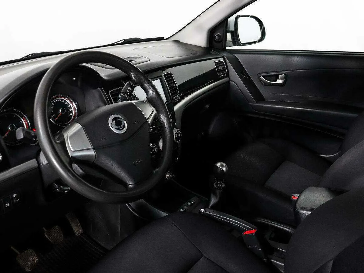 SsangYong Actyon