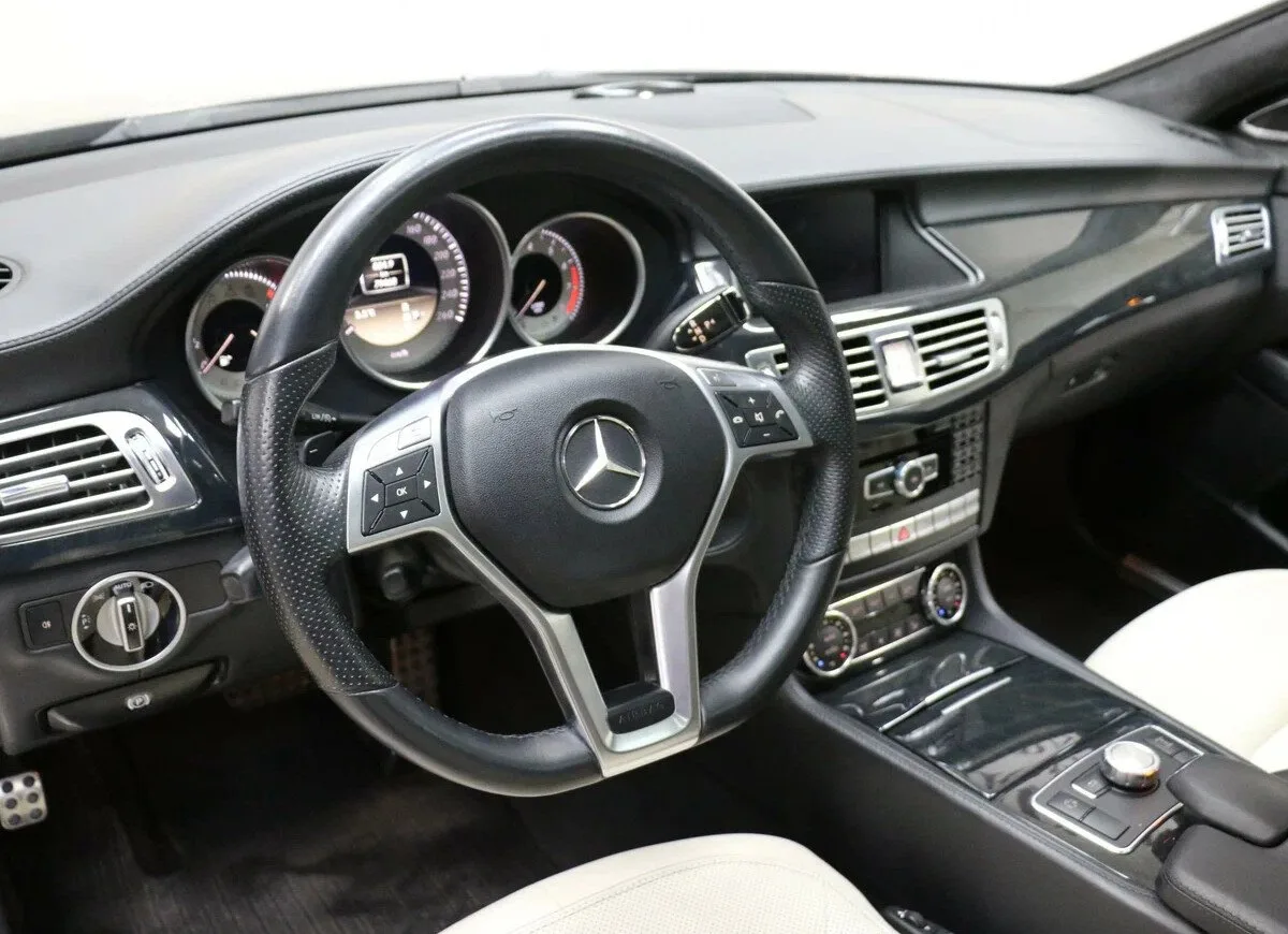 Mercedes-Benz CLS