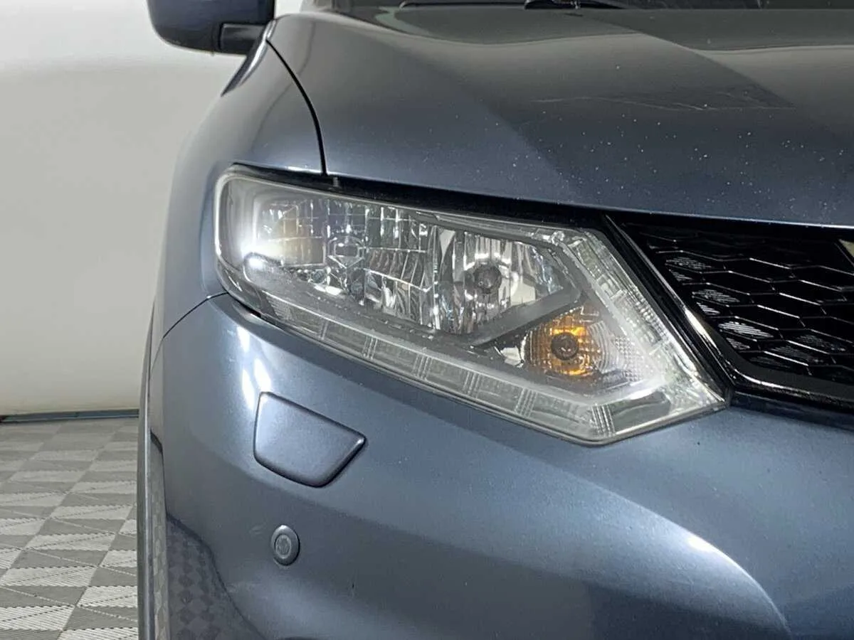 Nissan X Trail
