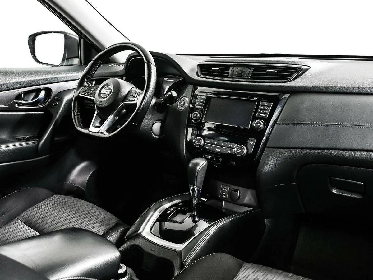 Nissan X Trail