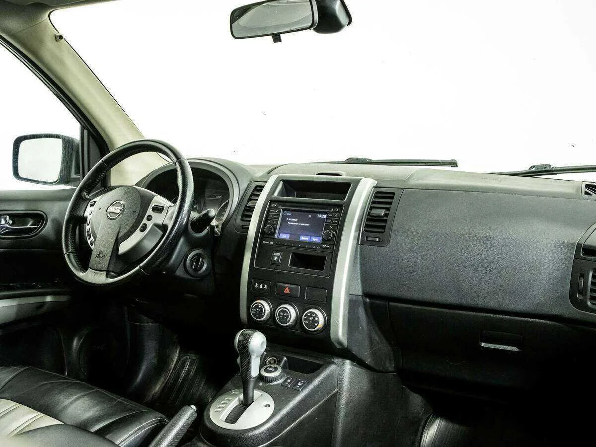 Nissan X Trail