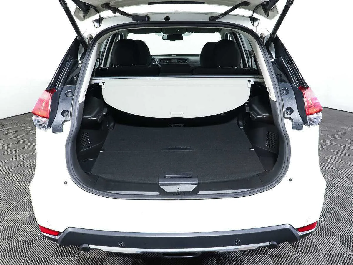 Nissan X Trail