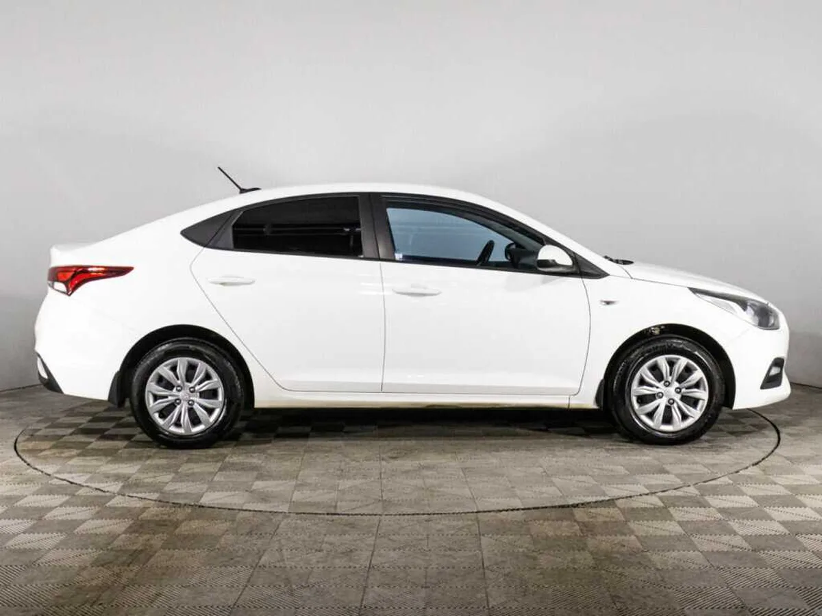 Hyundai Solaris