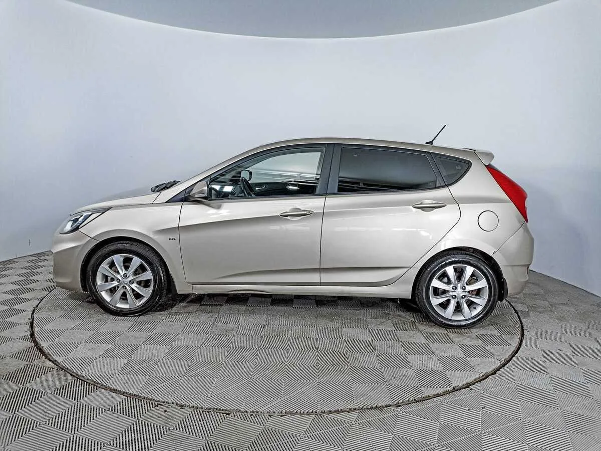 Hyundai Solaris