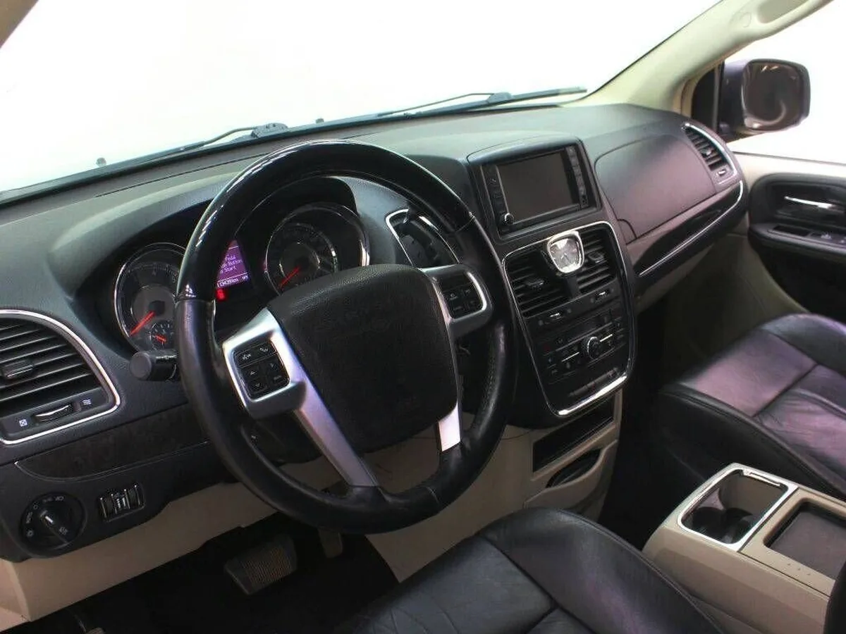 Chrysler Voyager