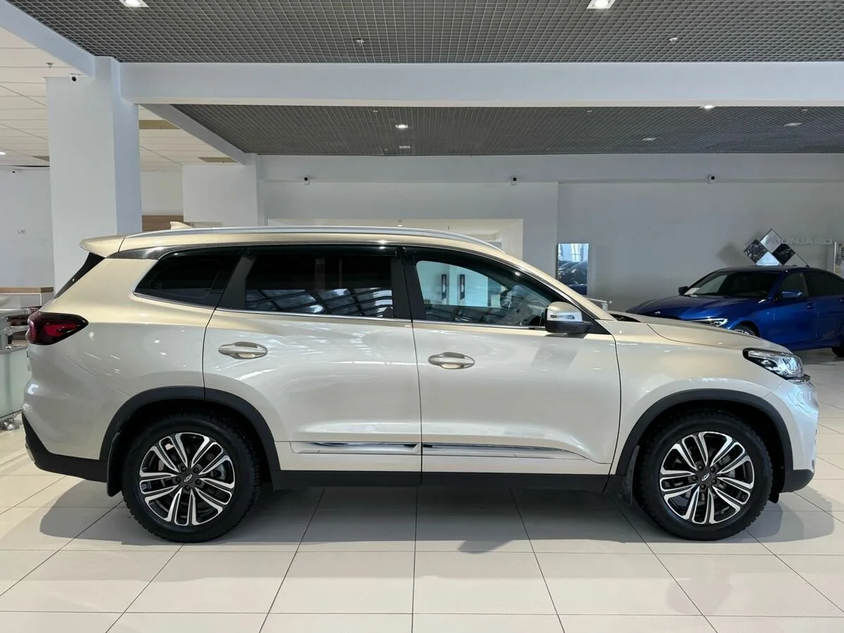 Chery Tiggo 8
