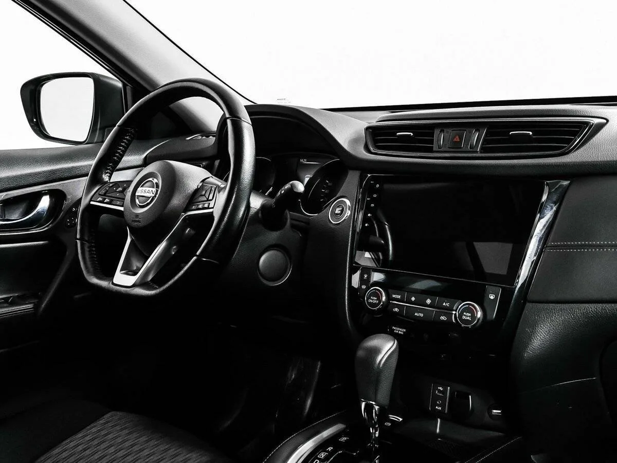 Nissan X Trail