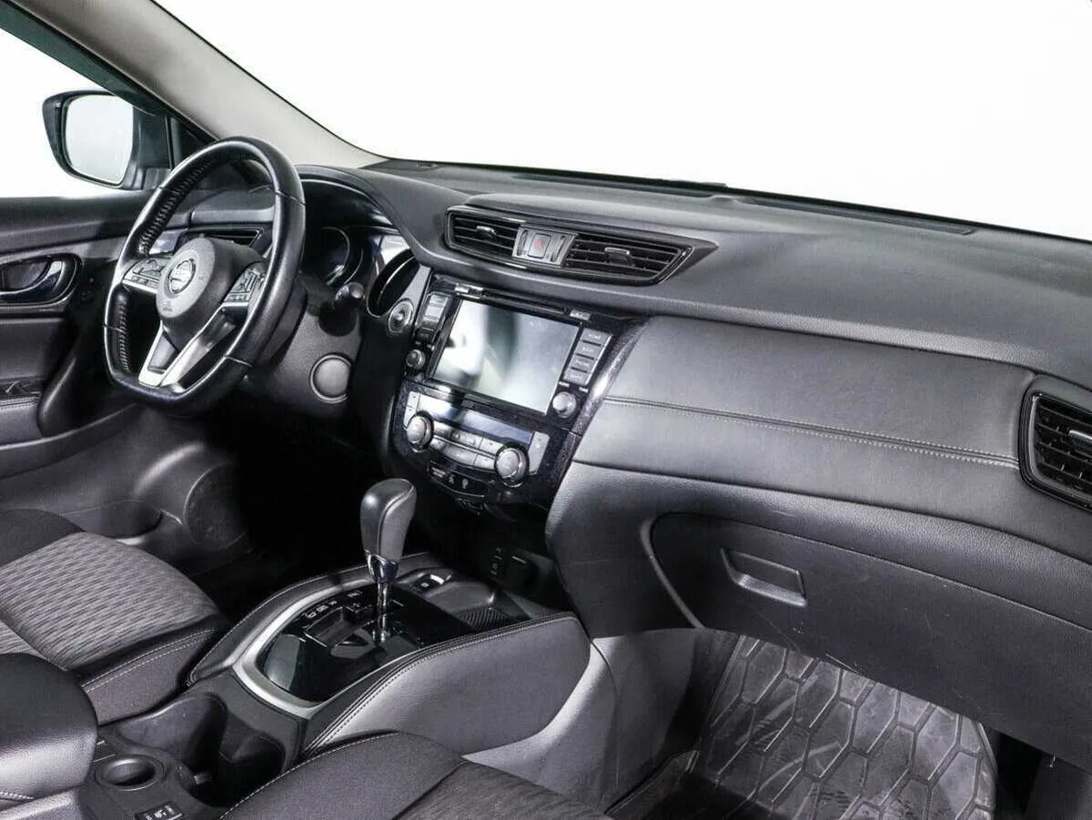 Nissan X Trail