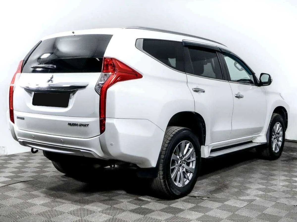 Mitsubishi Pajero Sport