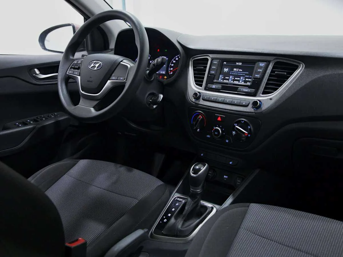 Hyundai Solaris