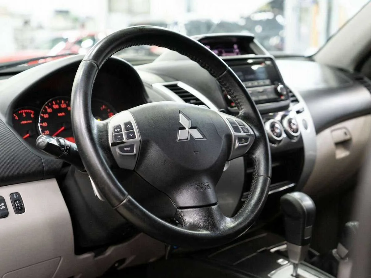 Mitsubishi Pajero Sport