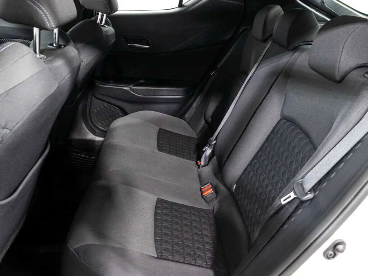 Toyota C Hr