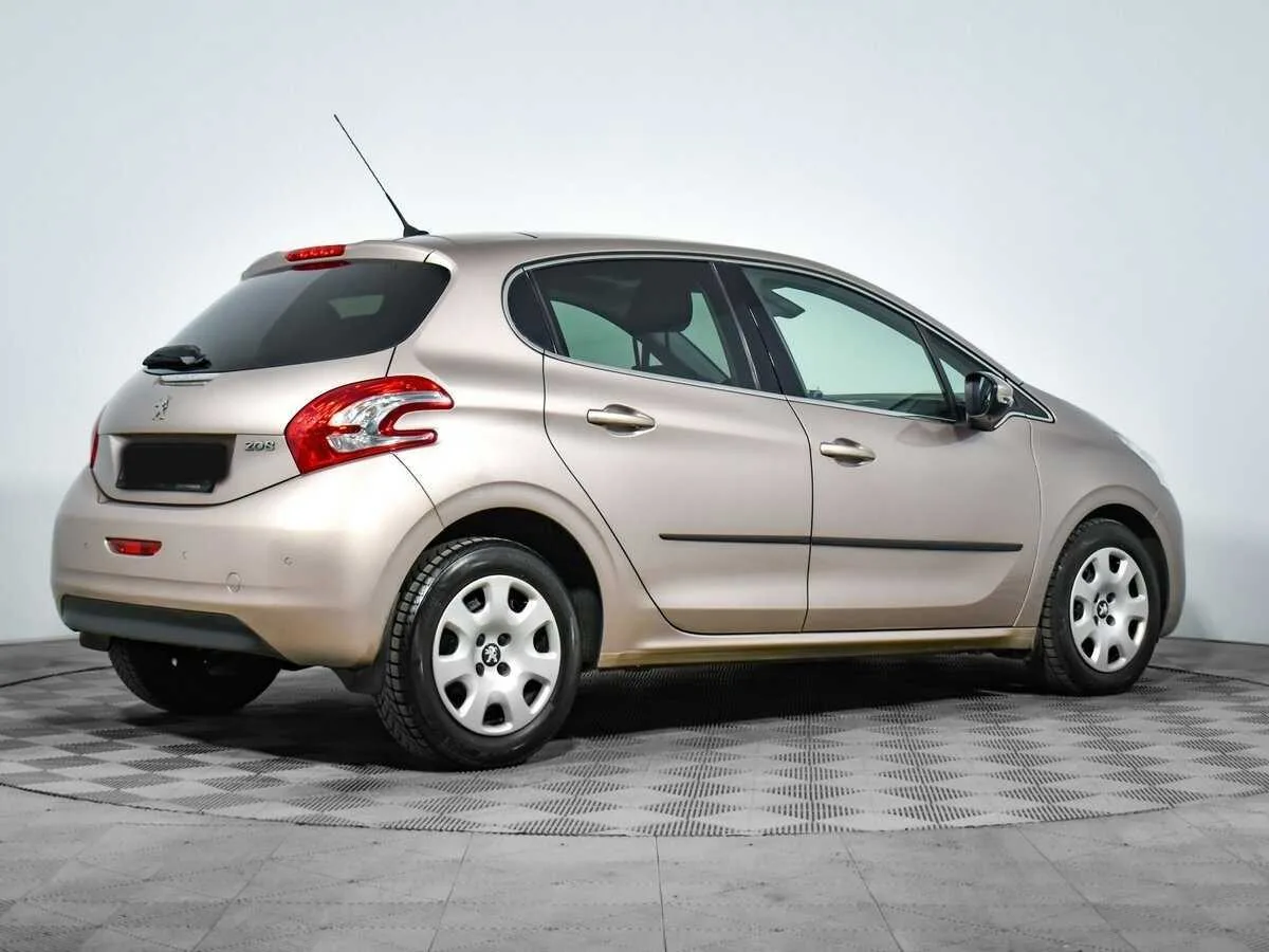 Peugeot 208