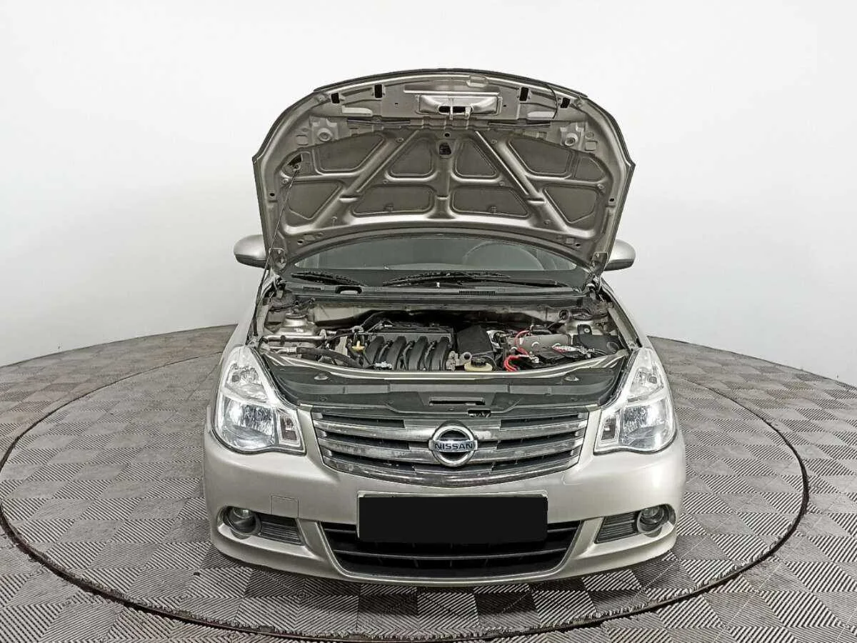 Nissan Almera