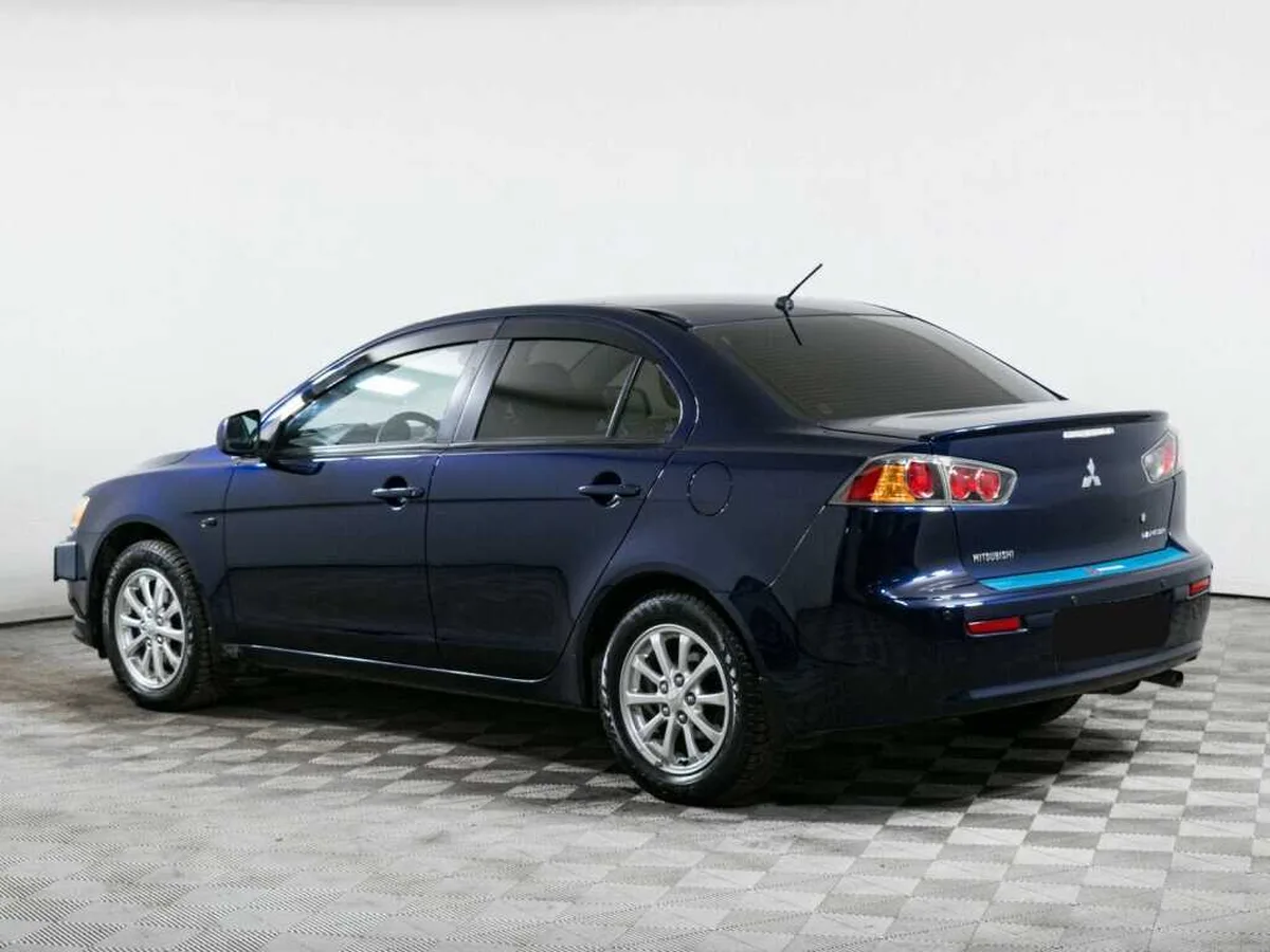 Mitsubishi Lancer