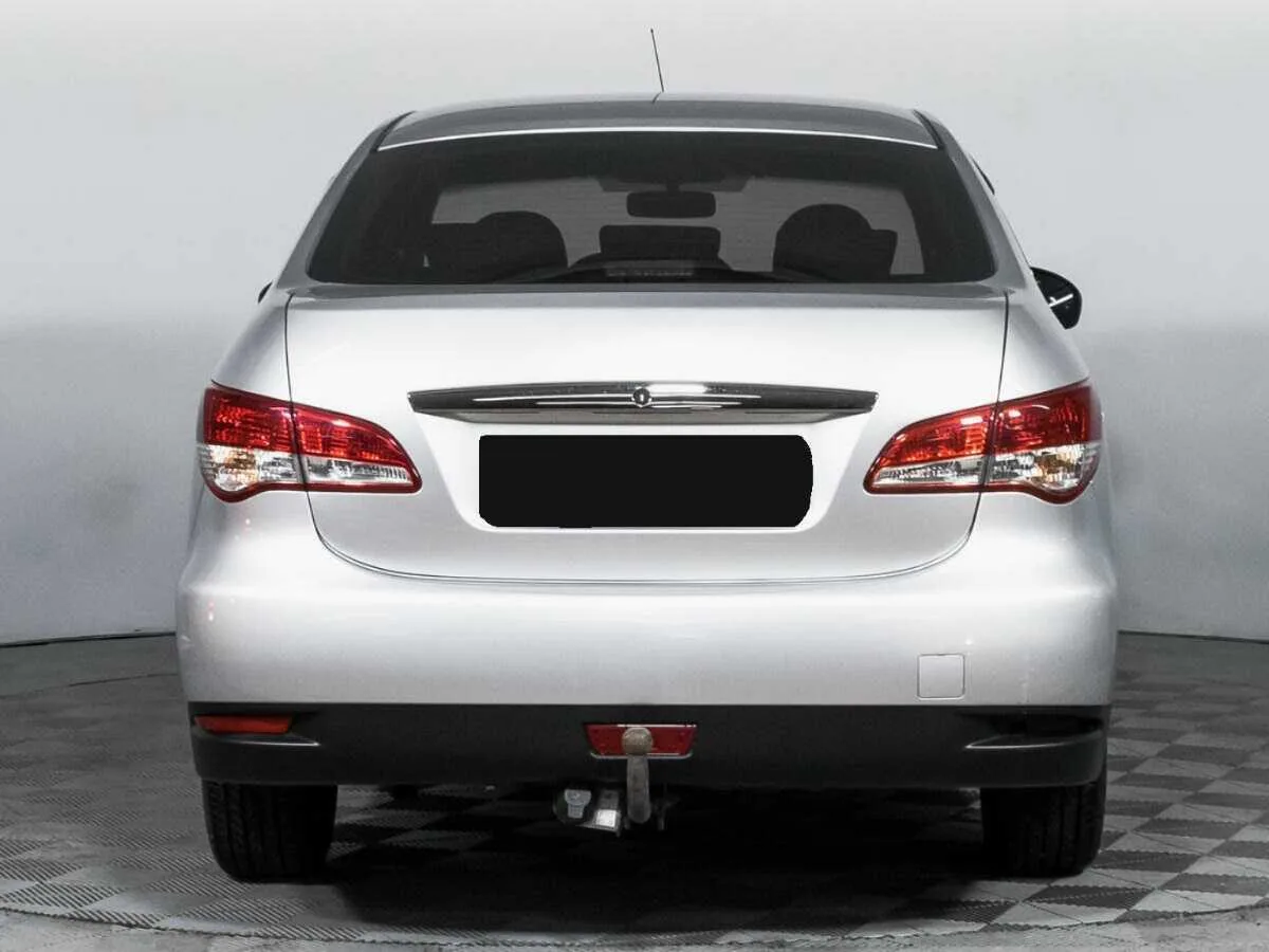 Nissan Almera
