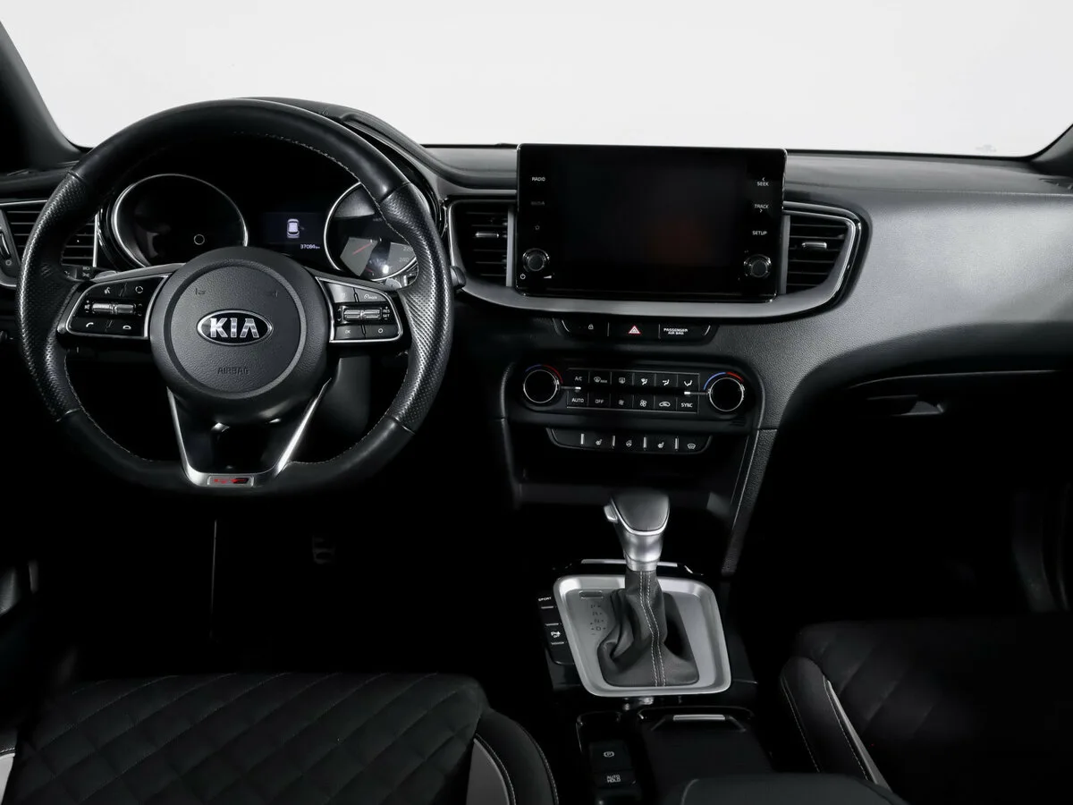 Kia Proceed