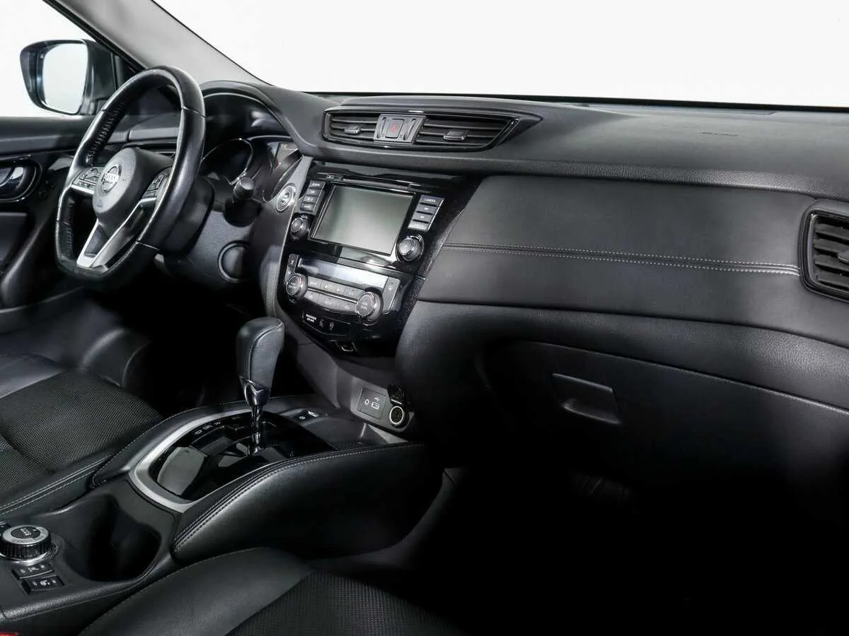 Nissan X Trail