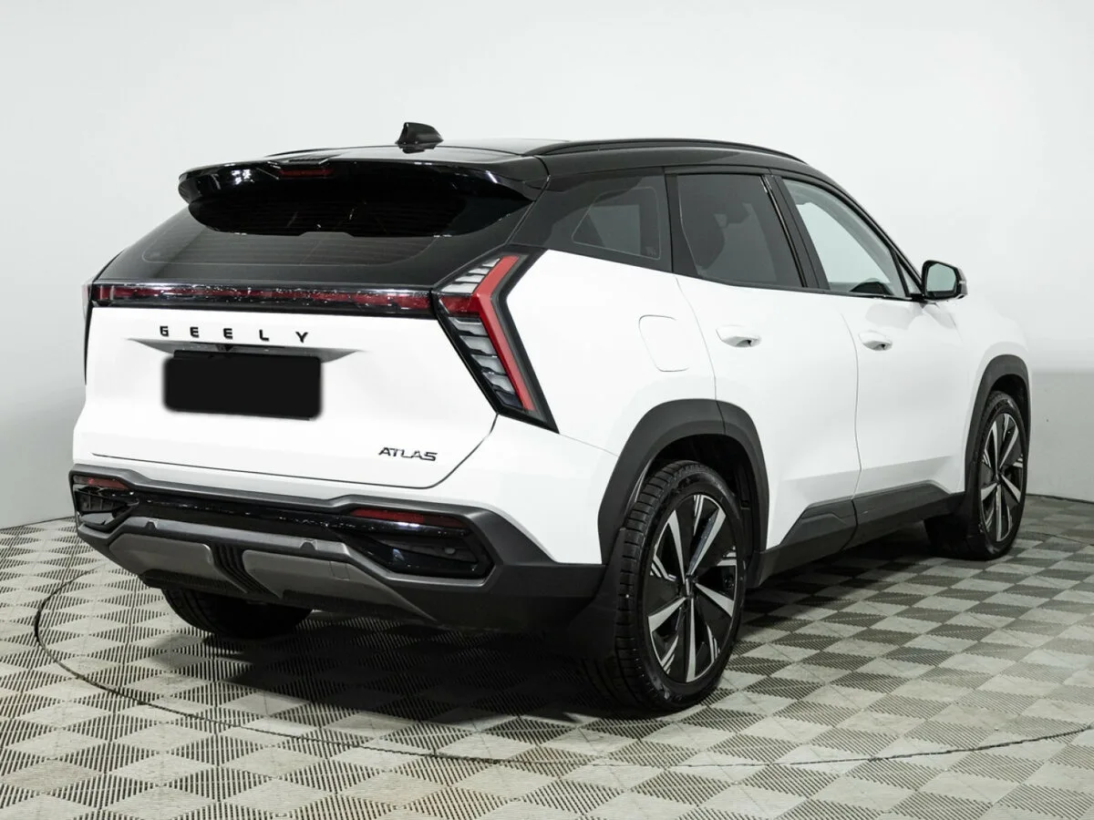 Geely Atlas
