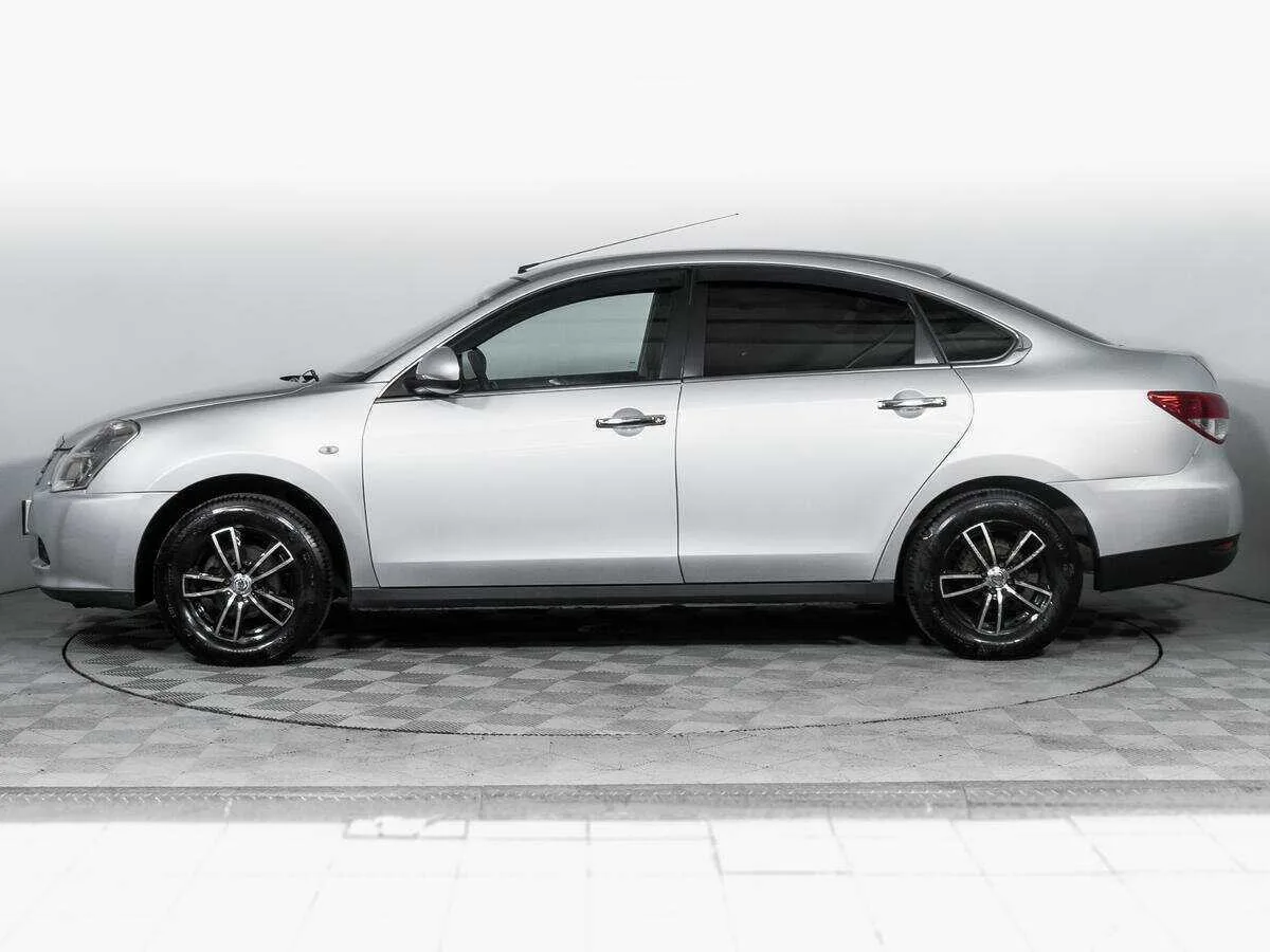 Nissan Almera