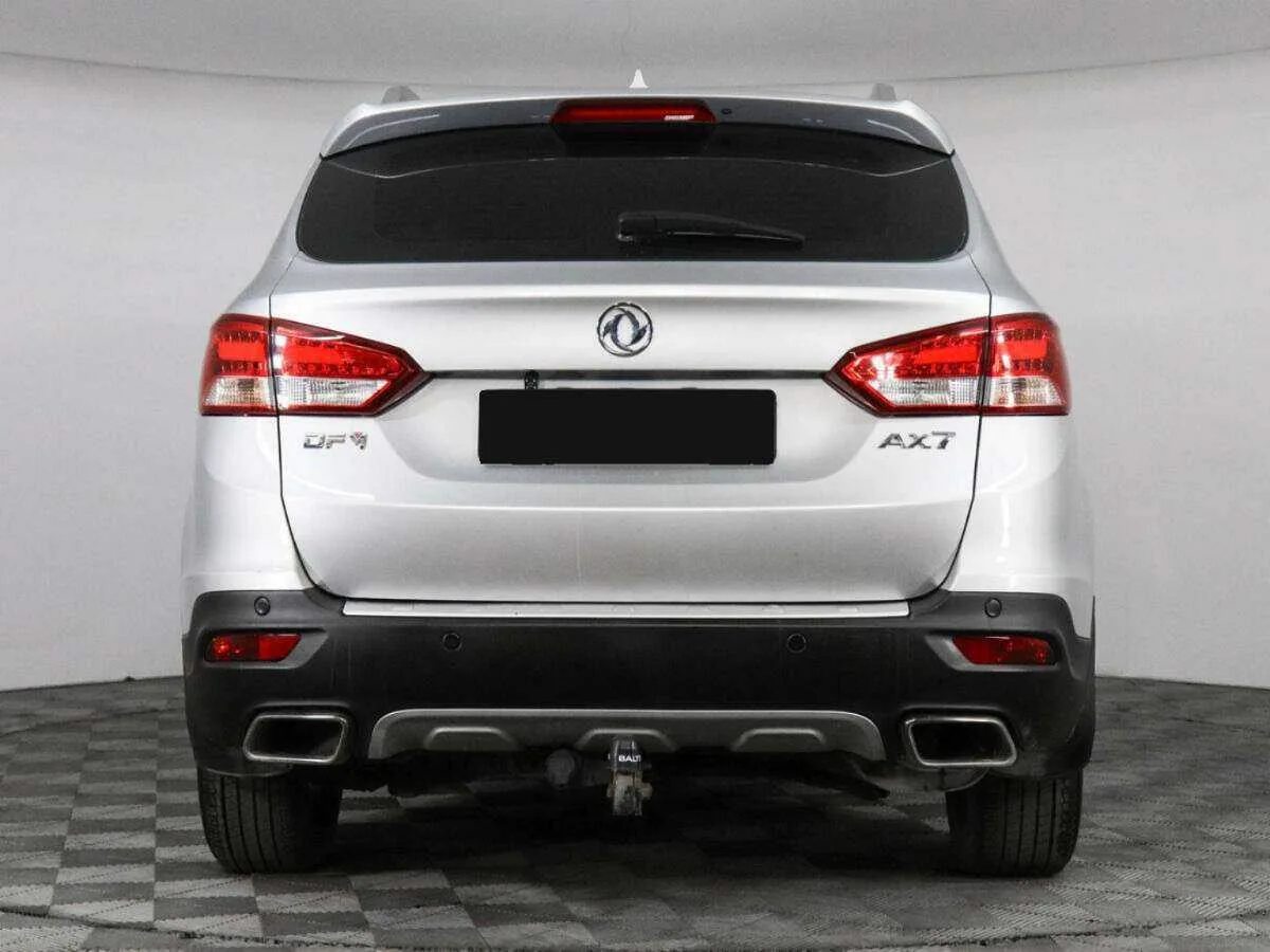 Dongfeng AX7