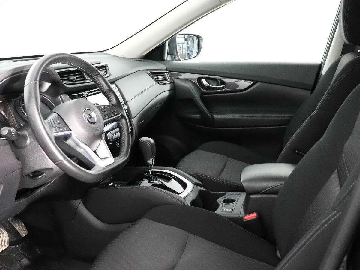 Nissan X Trail