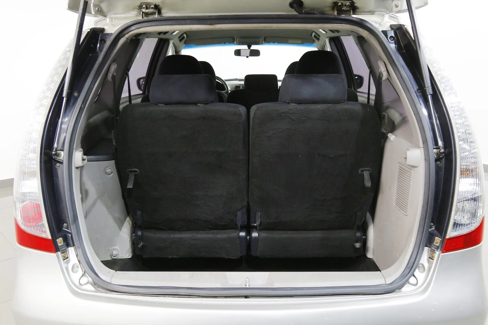 Mitsubishi Grandis
