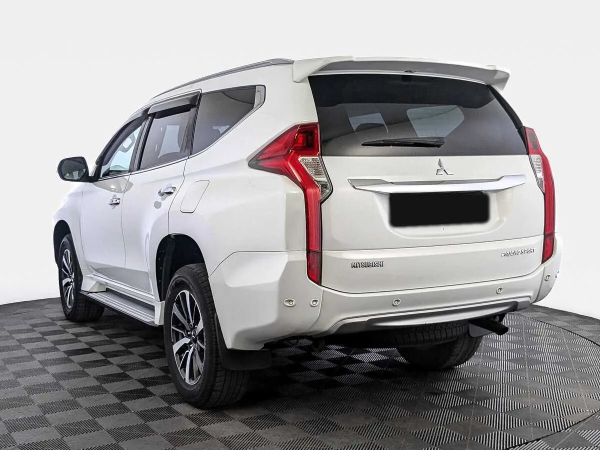 Mitsubishi Pajero Sport