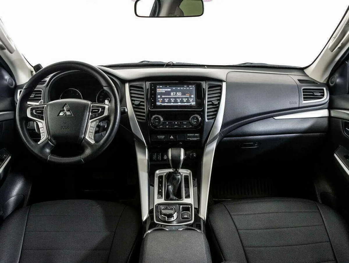 Mitsubishi Pajero Sport