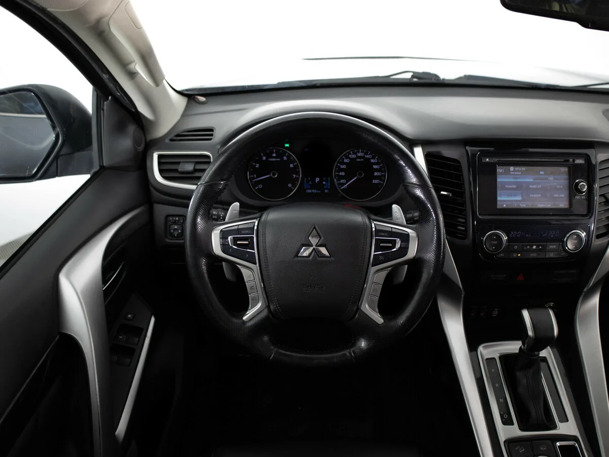 Mitsubishi Pajero Sport