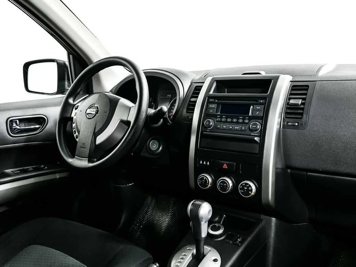 Nissan X Trail